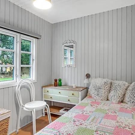 3 Bedroom Cozy In Nykobing Sj