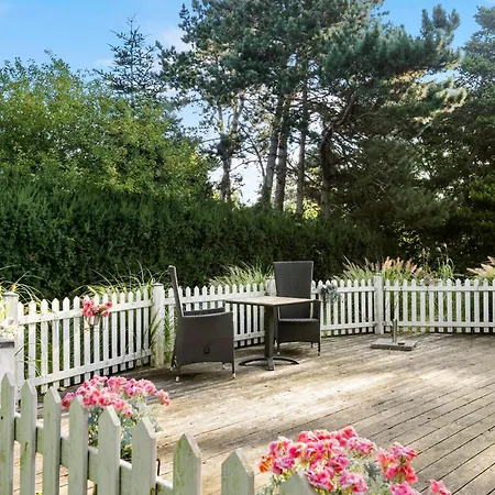 3 Bedroom Cozy In Nykobing Sj Feriehus *