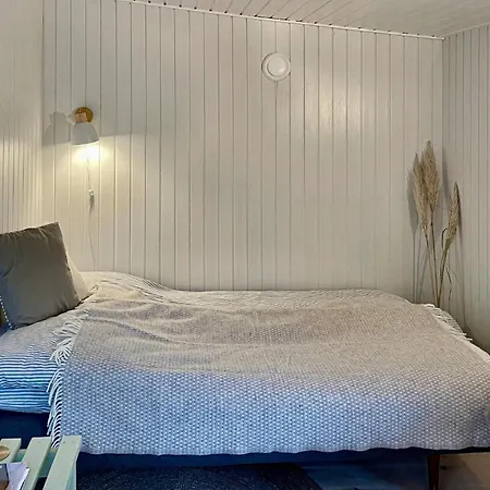 3 Bedroom Cozy In Nykobing Sj Feriehus *