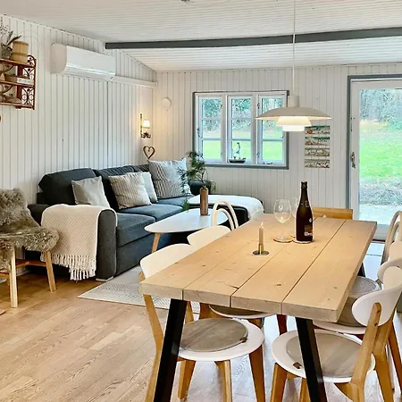 3 Bedroom Cozy In Nykobing Sj Lumsås