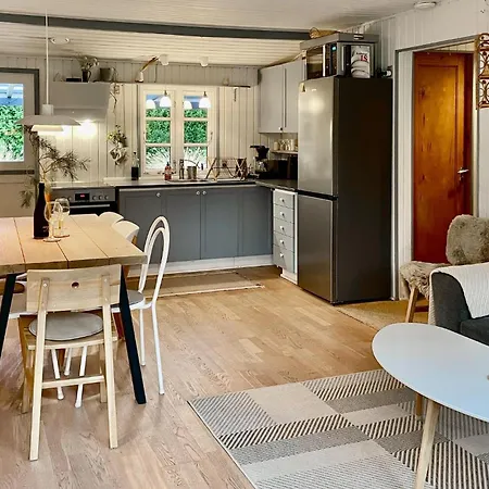 3 Bedroom Cozy In Nykobing Sj * Lumsås